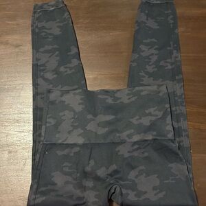 SPANX Black Camouflage Leggings